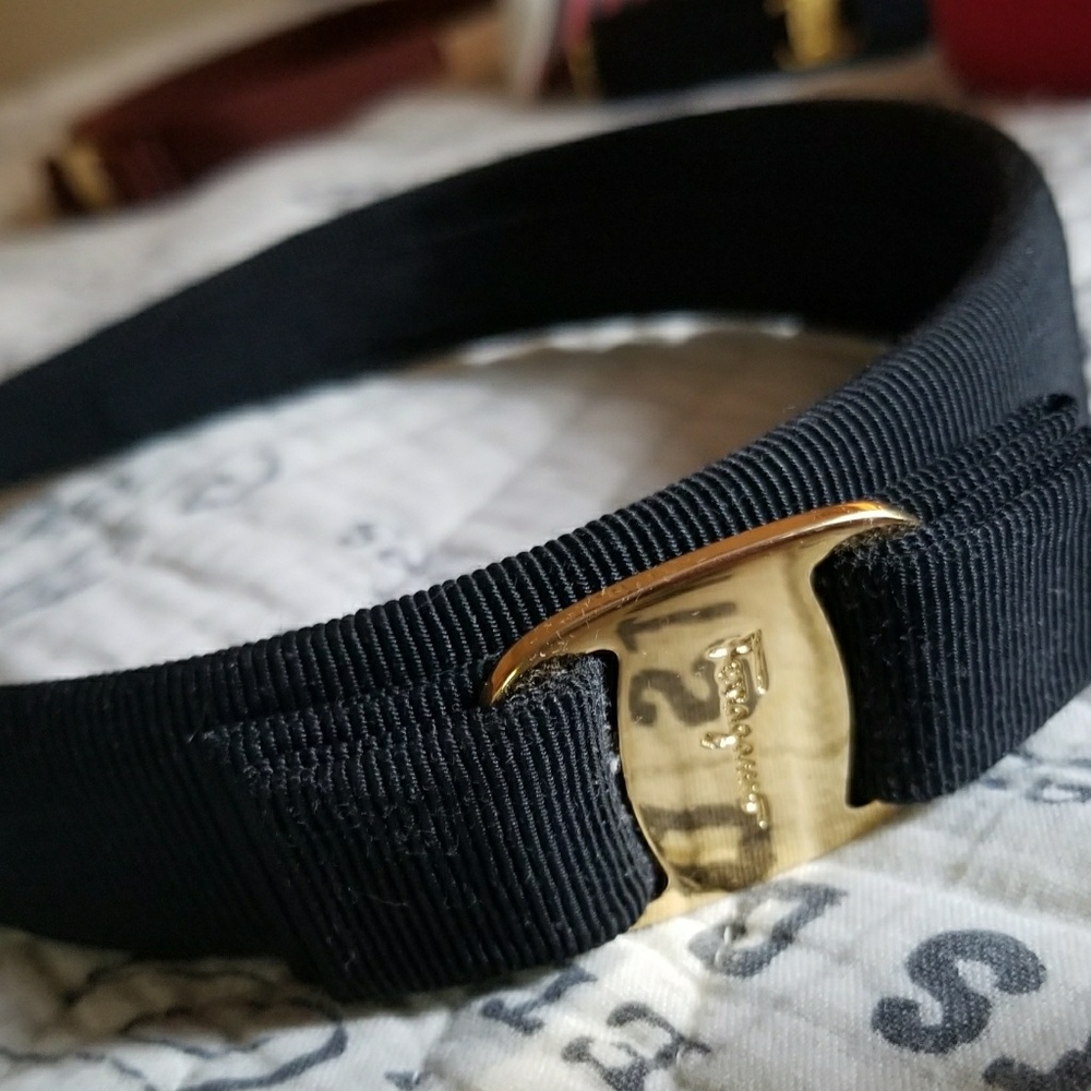 NWOT FERRAGAMO BLACK HEAD BAND